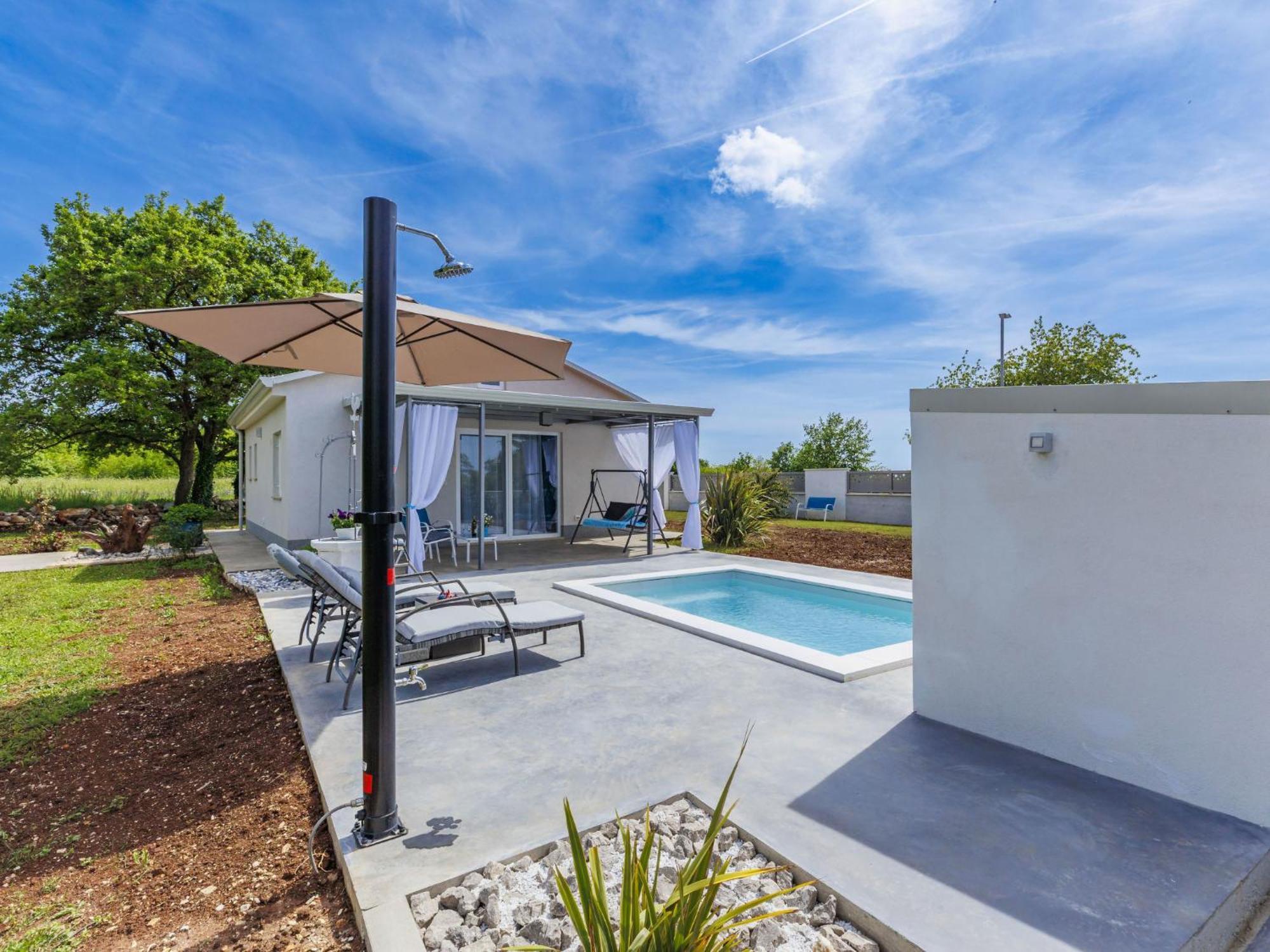 Holiday Home Villa Fenix By Interhome Zminj Exterior photo