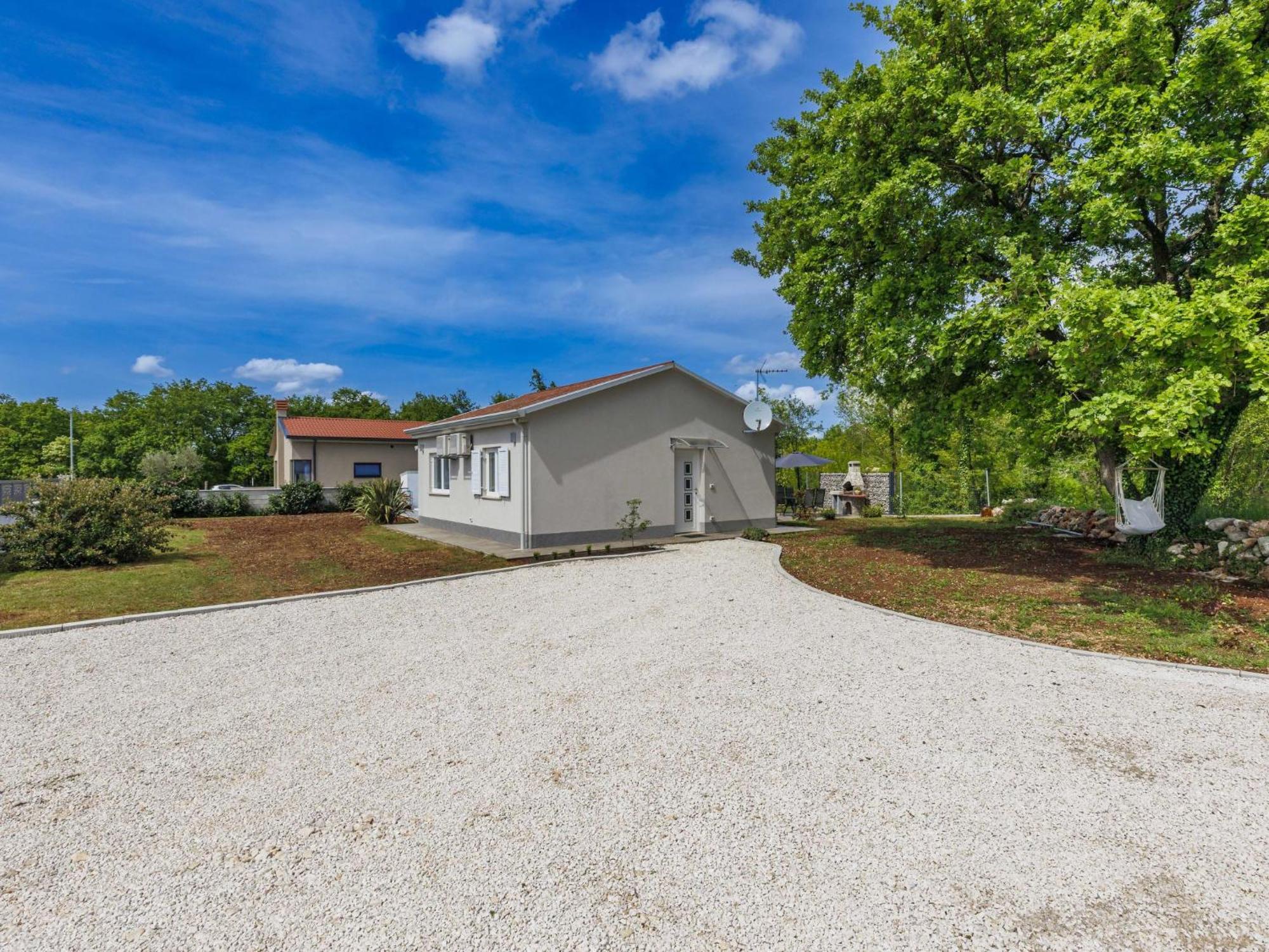 Holiday Home Villa Fenix By Interhome Zminj Exterior photo